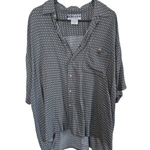 Untied Mens XL Black White Geometric Diamond Viscose Rayon Button Down Shirt